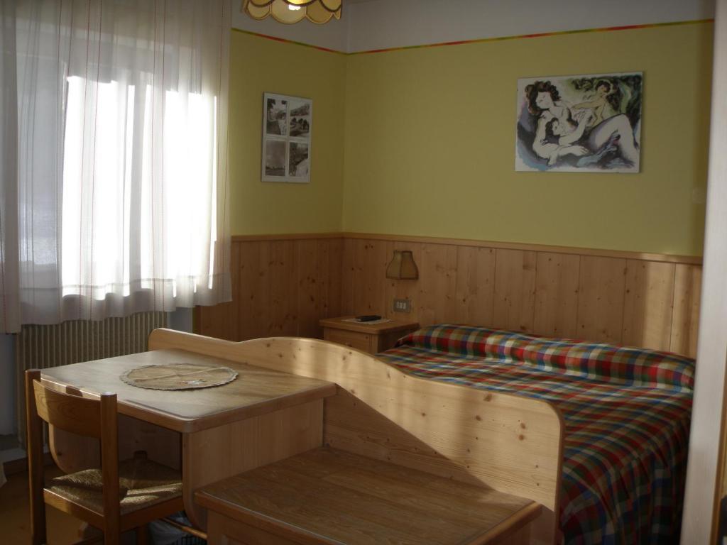 Albergo Ombrettola ファルカーデ 部屋 写真